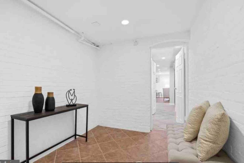 Glover Park/Georgetown Oasis With Parking Apartment Вашингтон Екстериор снимка
